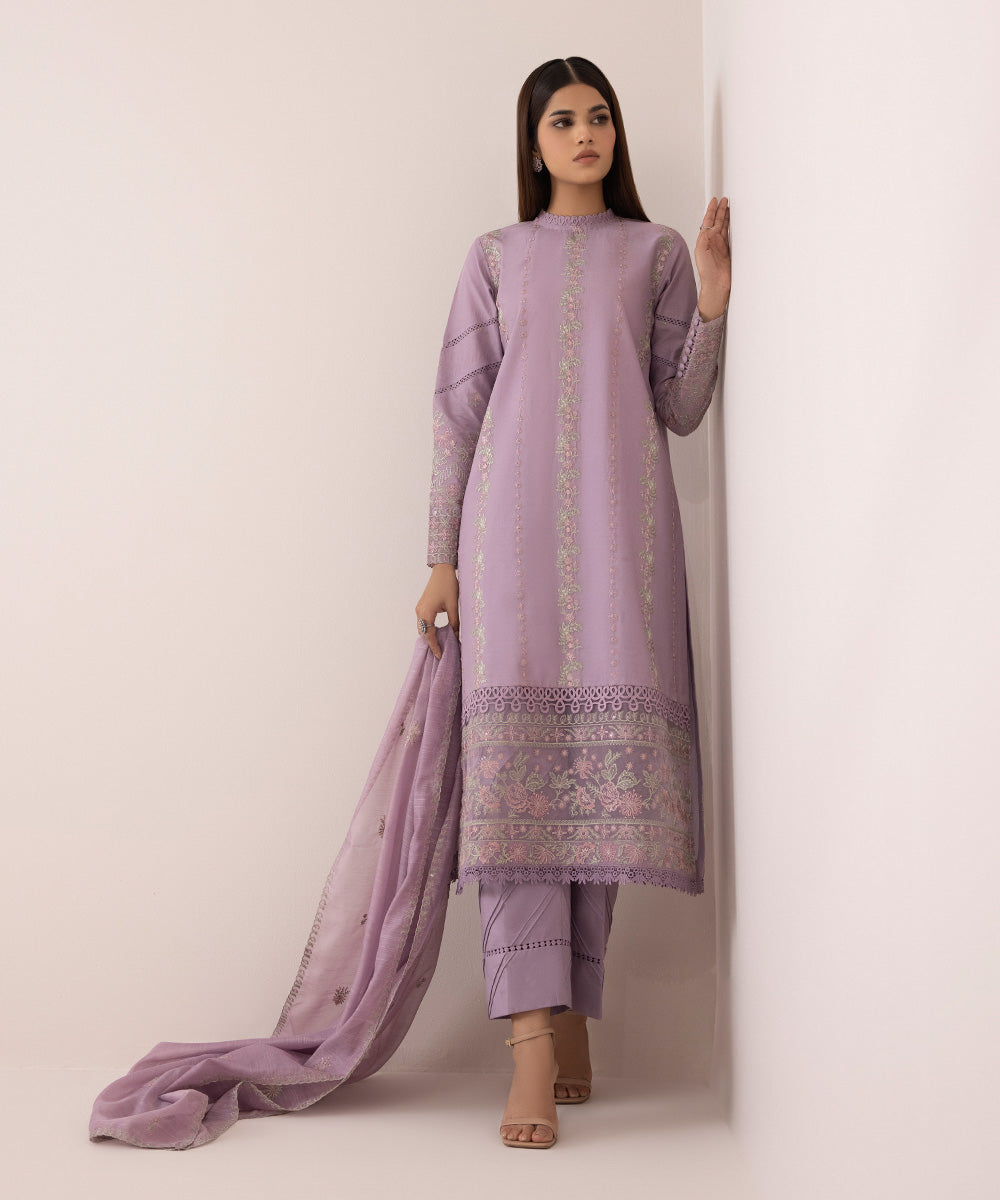 3 Piece - Embroidered Lawn Suit | Buy Online | Free Shipping | Limited Stock | Best Quality