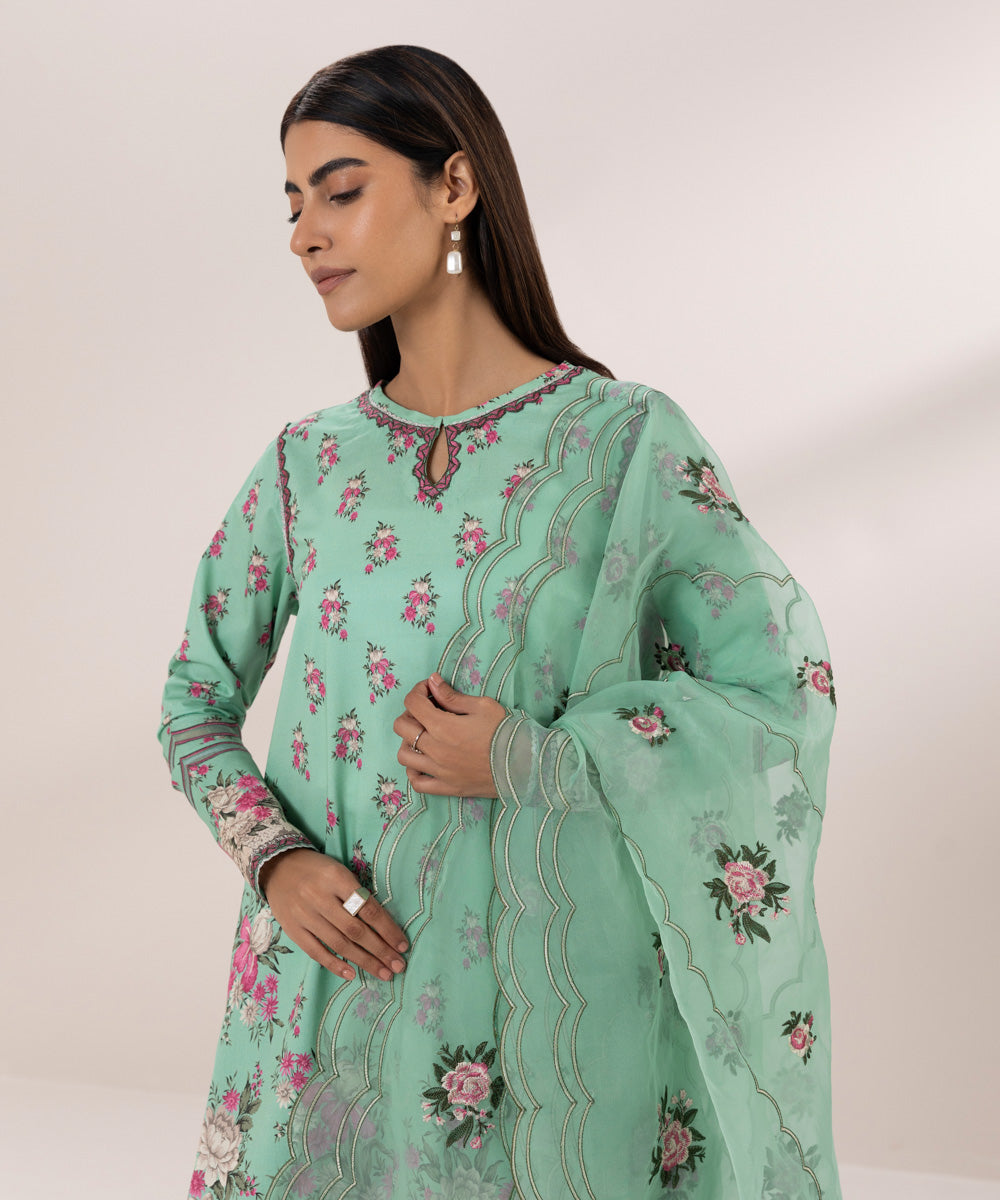 3 Piece Embroidered Lawn Suit for Women: Buy Online