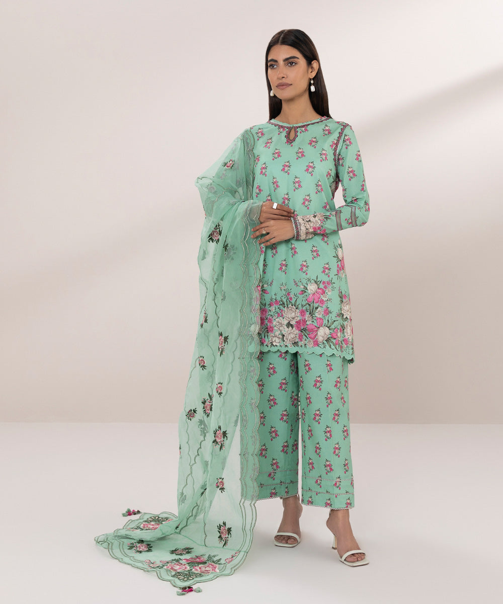 3 Piece Embroidered Lawn Suit for Women: Buy Online