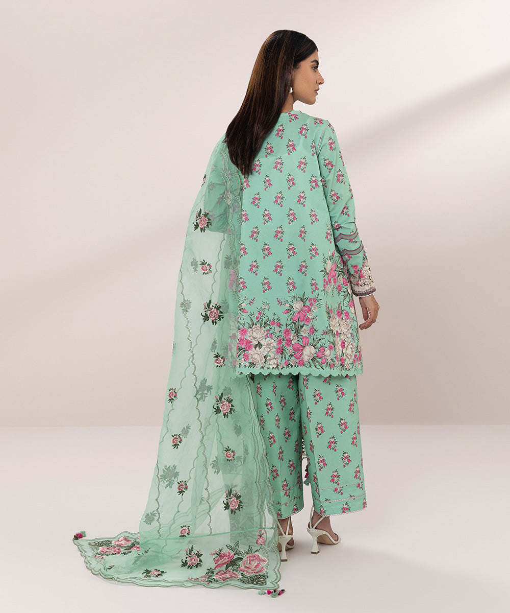 3 Piece Embroidered Lawn Suit for Women: Buy Online