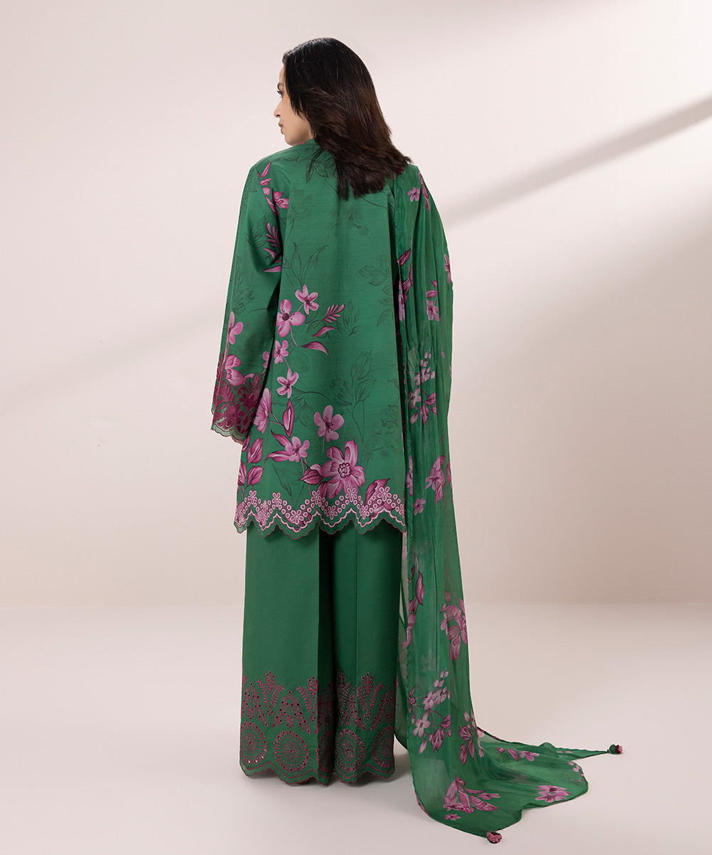 3 Piece - Embroidered Lawn Suit - Shop Online Now.