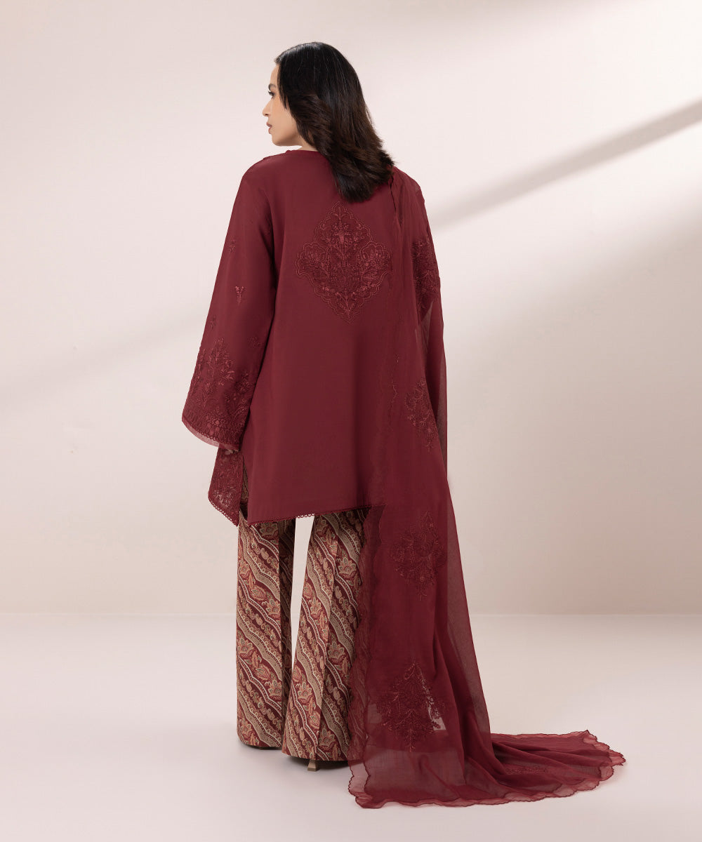 3 Piece Lawn Suit - Embroidered, Buy Online at Best Price