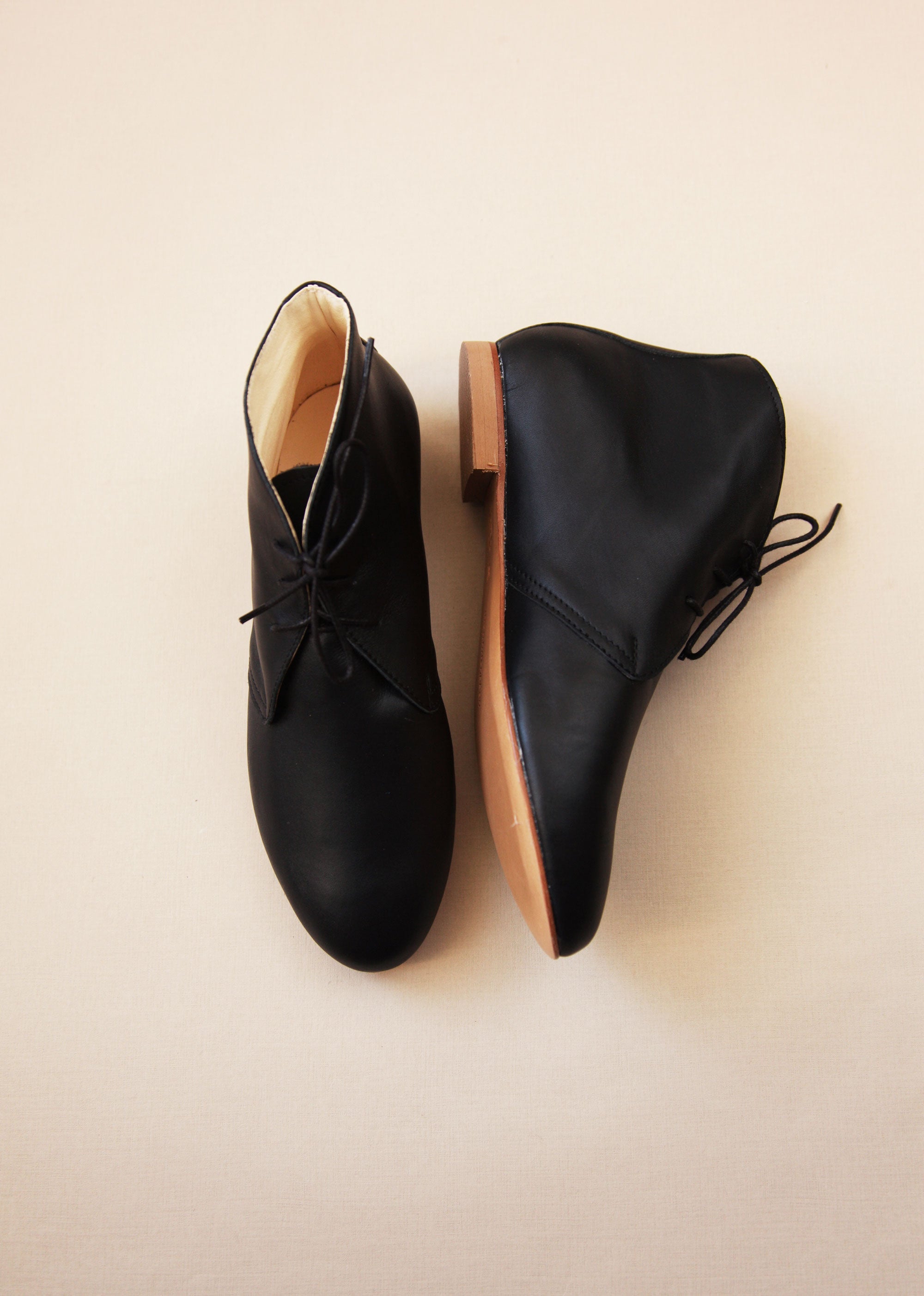 Black Classic LEA Boots