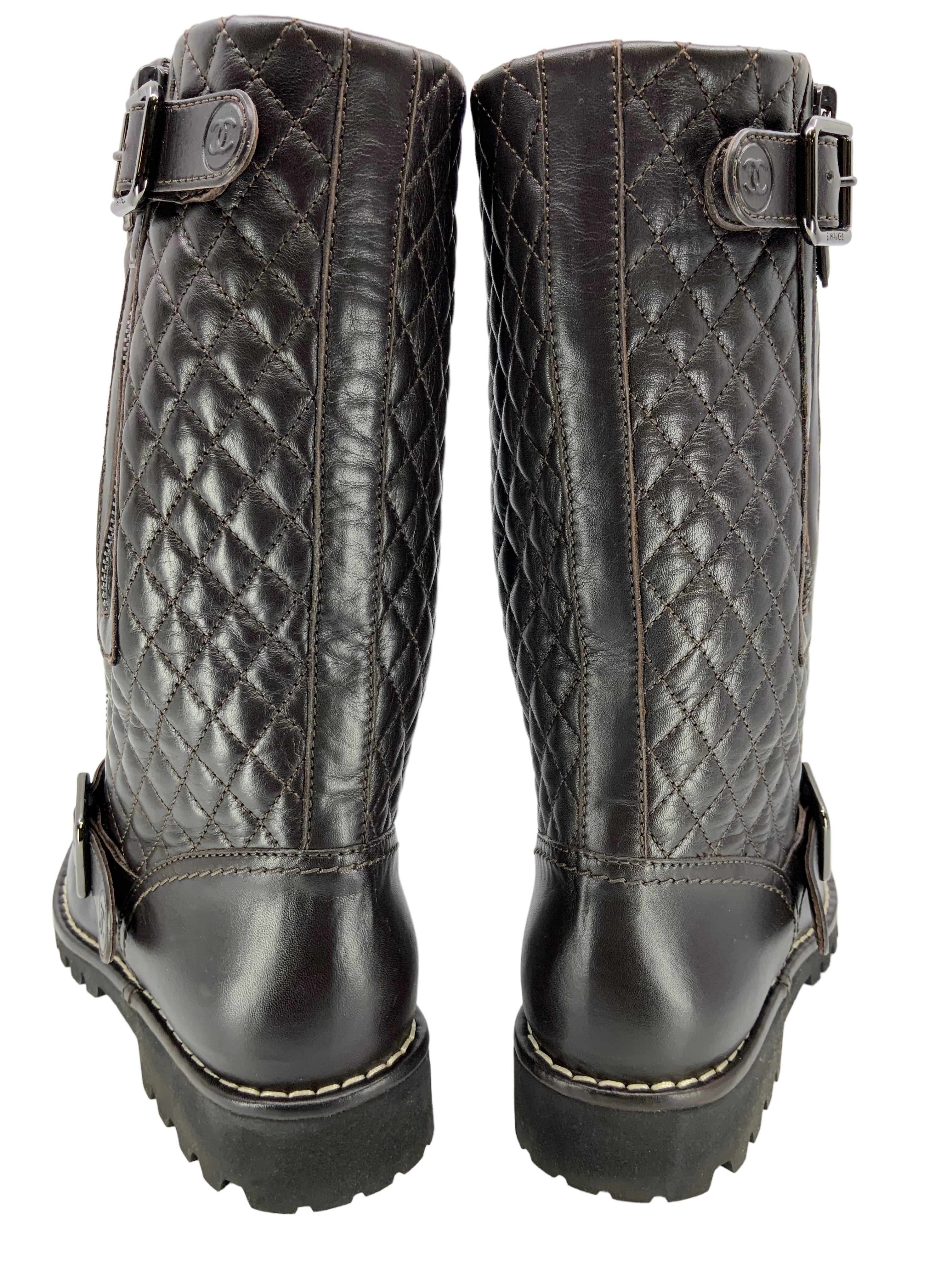 CHANEL Quilted Leather Boots Size 7