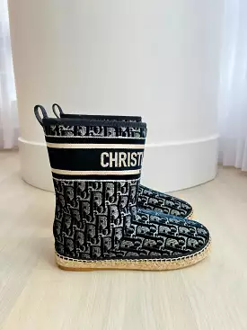 Christian Dior Shearling Boots - Searchable and optimized for Google SEO