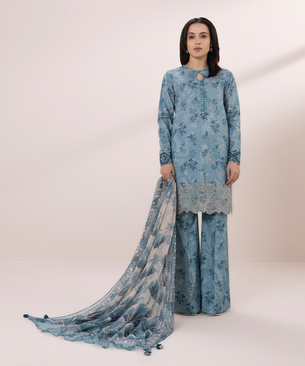 Embroidered 3 Piece Lawn Suit