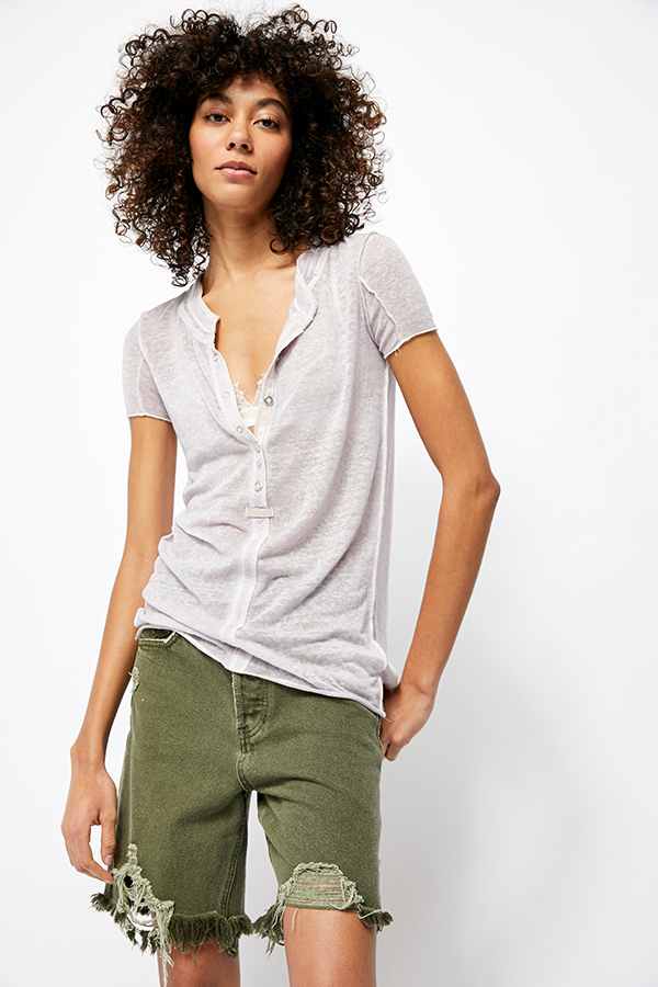 Free People - Light Grey Kia T-Shirt