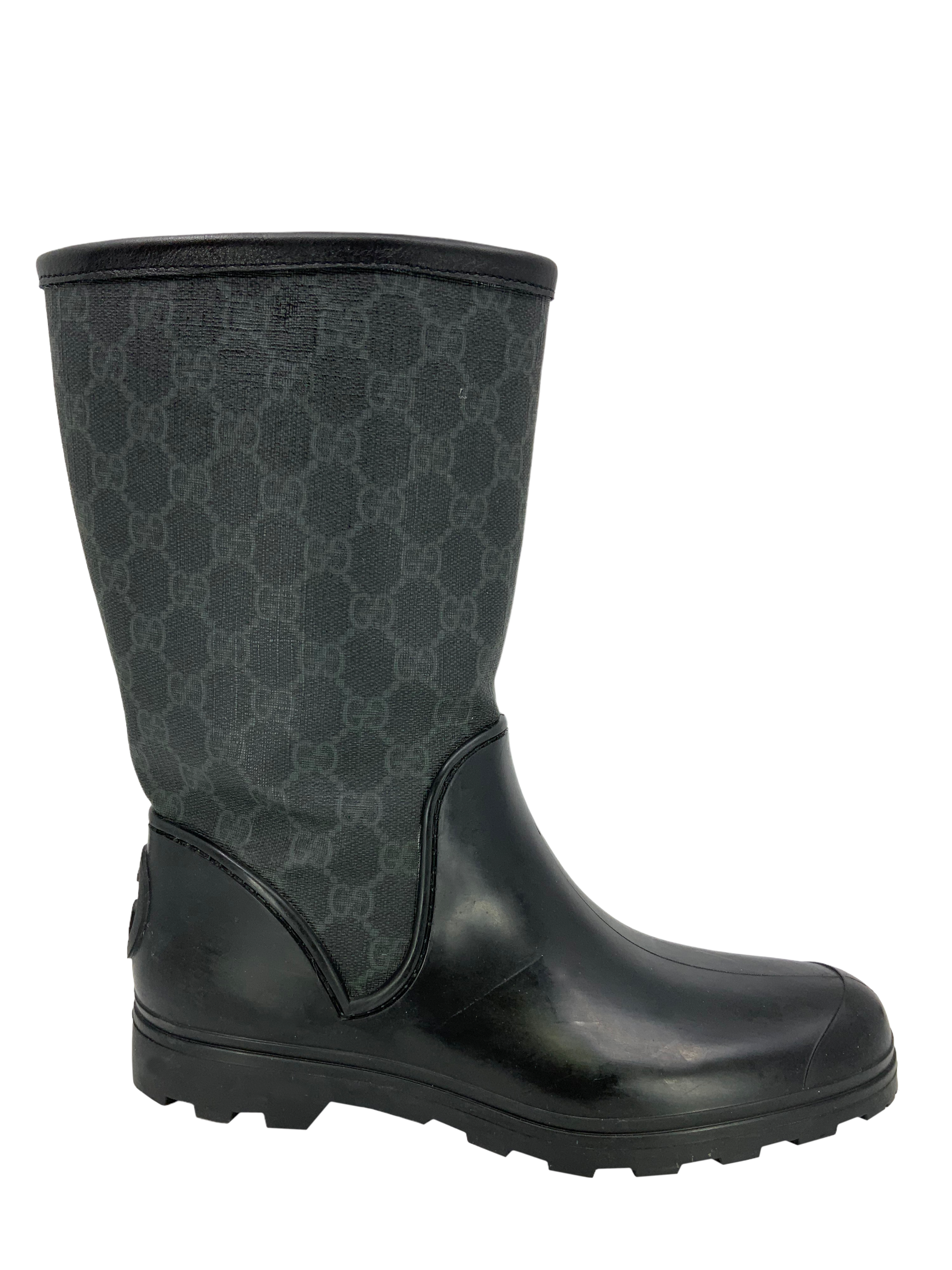 Gucci GG Monogram Canvas Rain Boots Size 9.