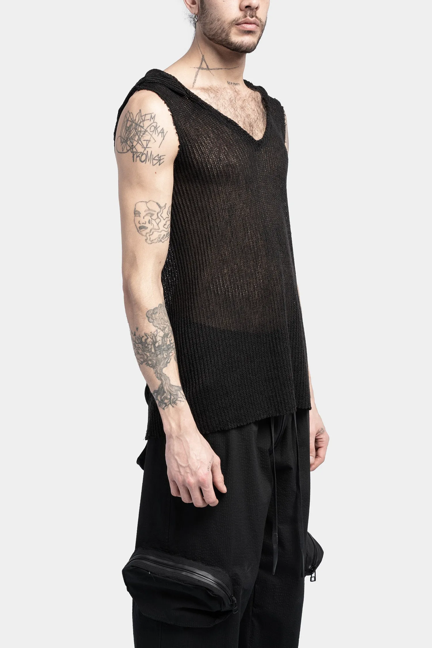 Hooded v-neck knit tank top