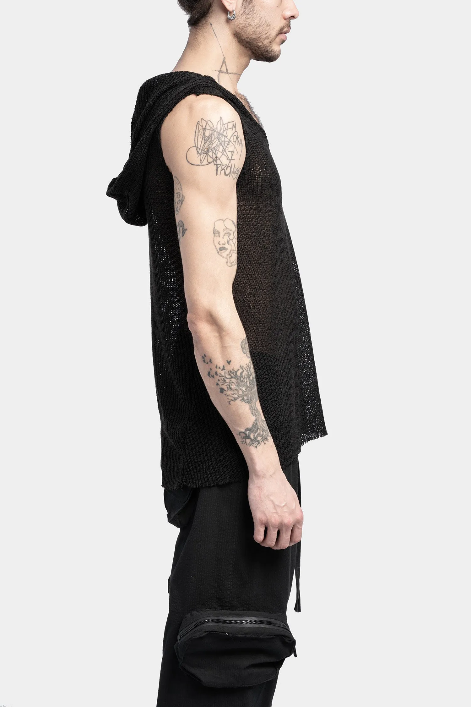 Hooded v-neck knit tank top