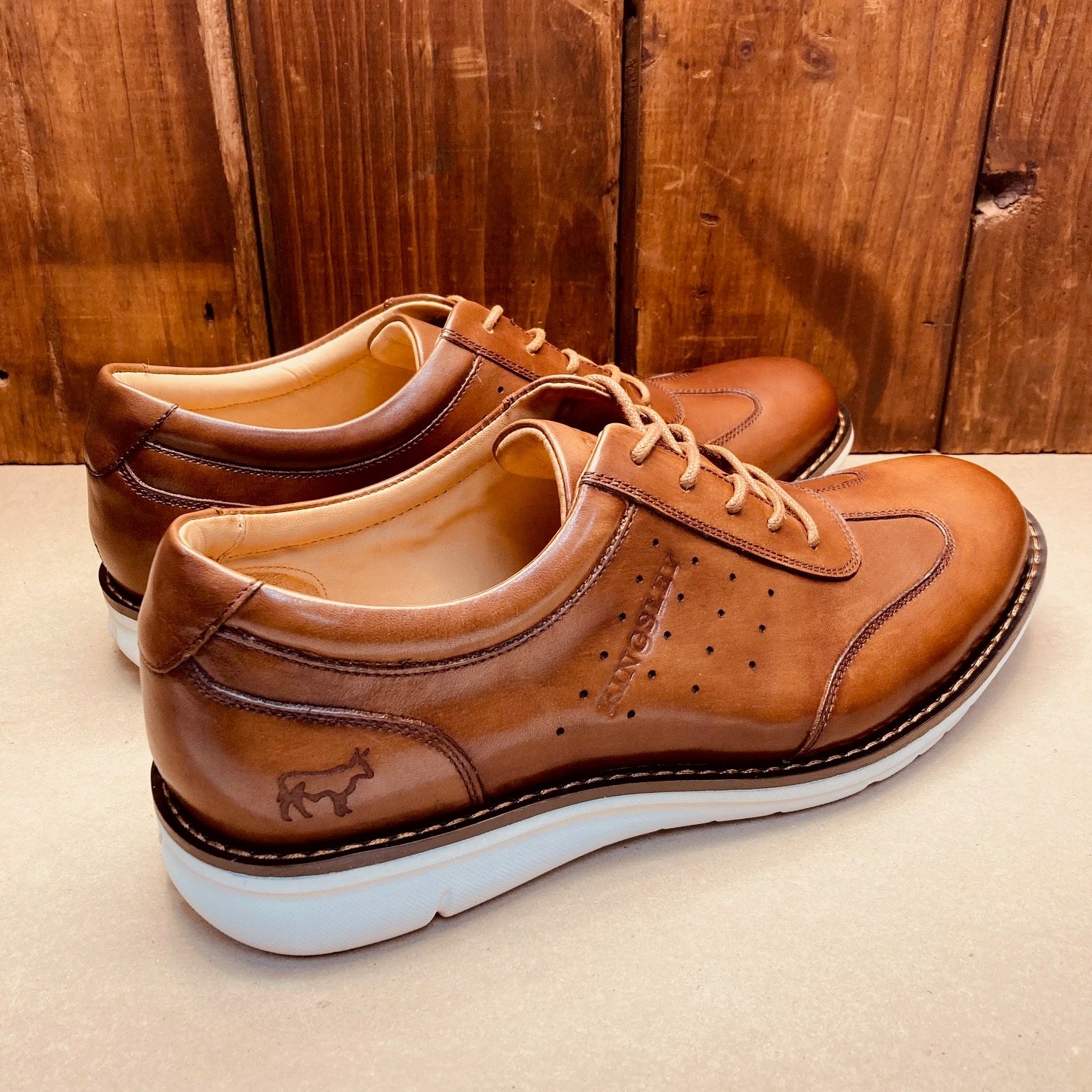 Kingsley Heath Retro Wingtip Tan/White Sneaker