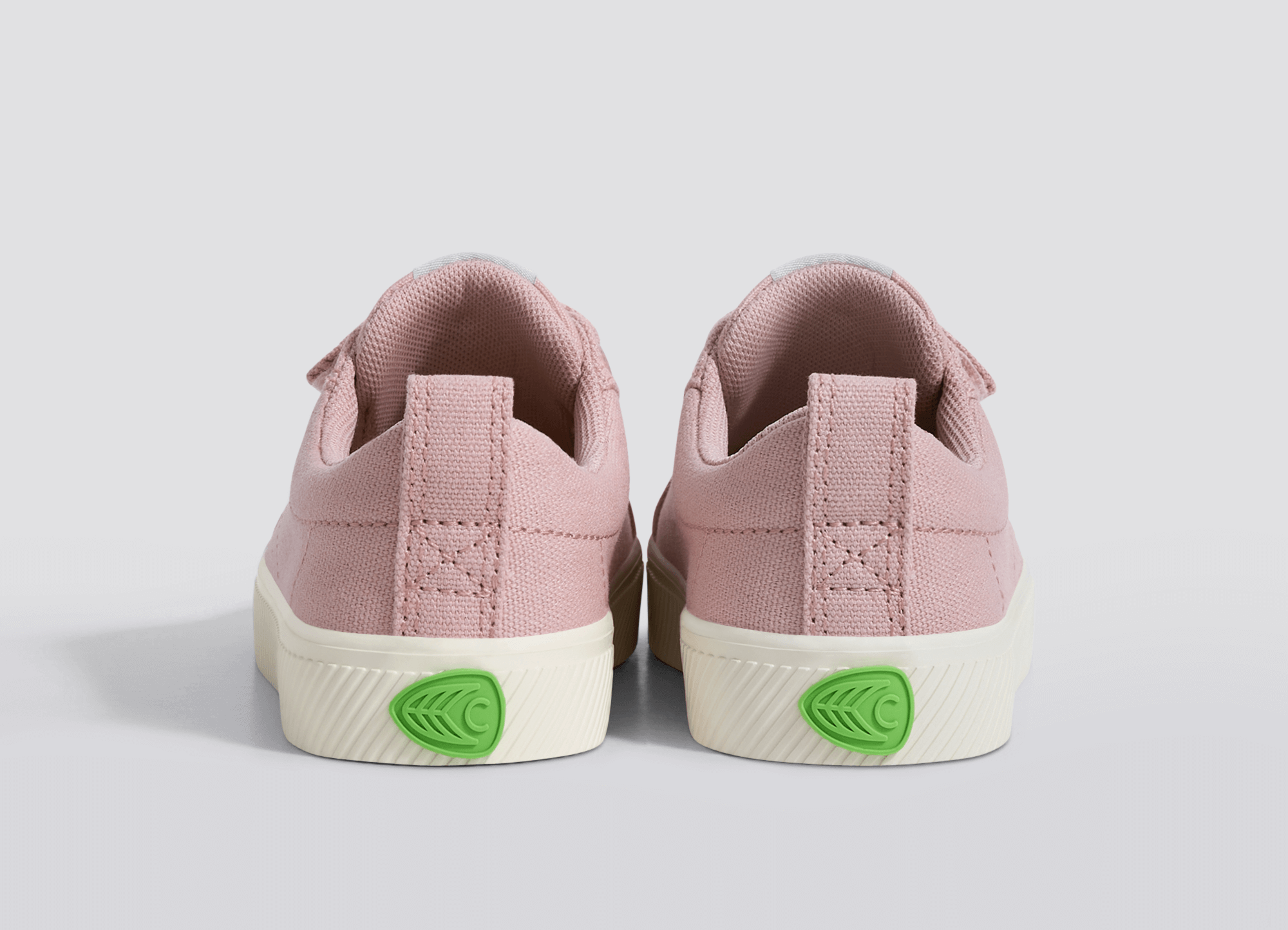 OCA Kids Low Rose Canvas Sneaker