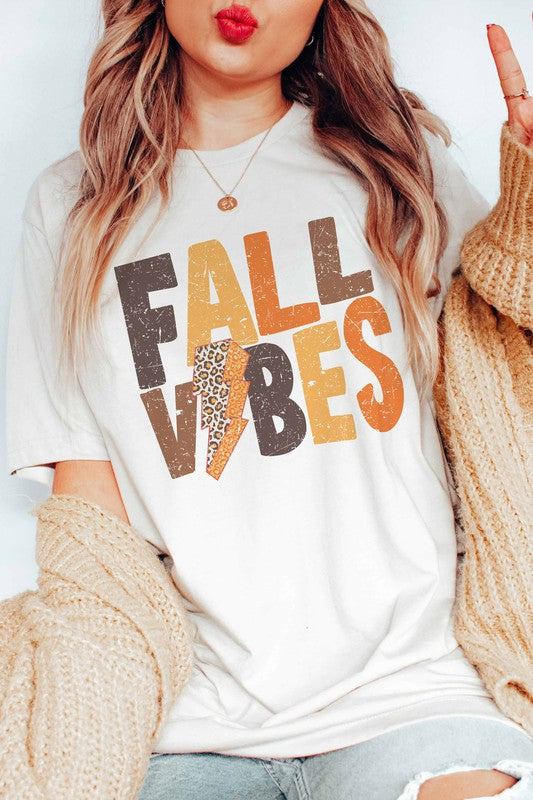 Plus Size Fall Vibes Graphic Tee