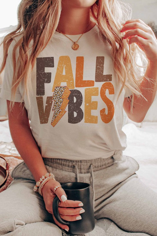 Plus Size Fall Vibes Graphic Tee