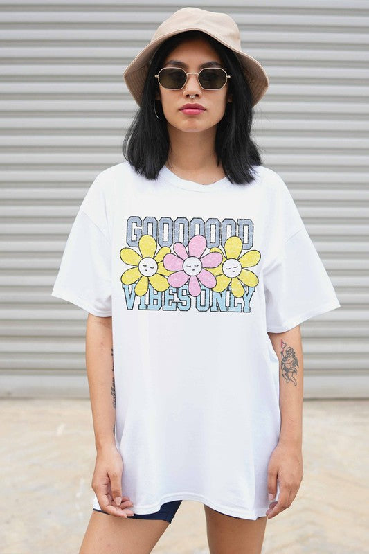 Plus Size Graphic Tee with Positive Vibes