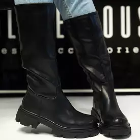 Search result: Stylish and comfortable black boots for women