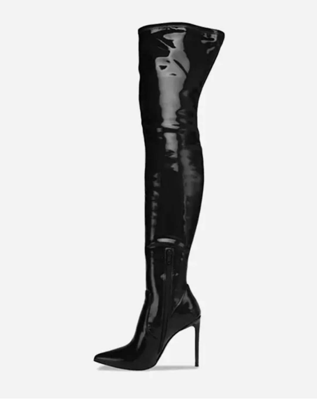 Shiny knee-high boots in PU leather