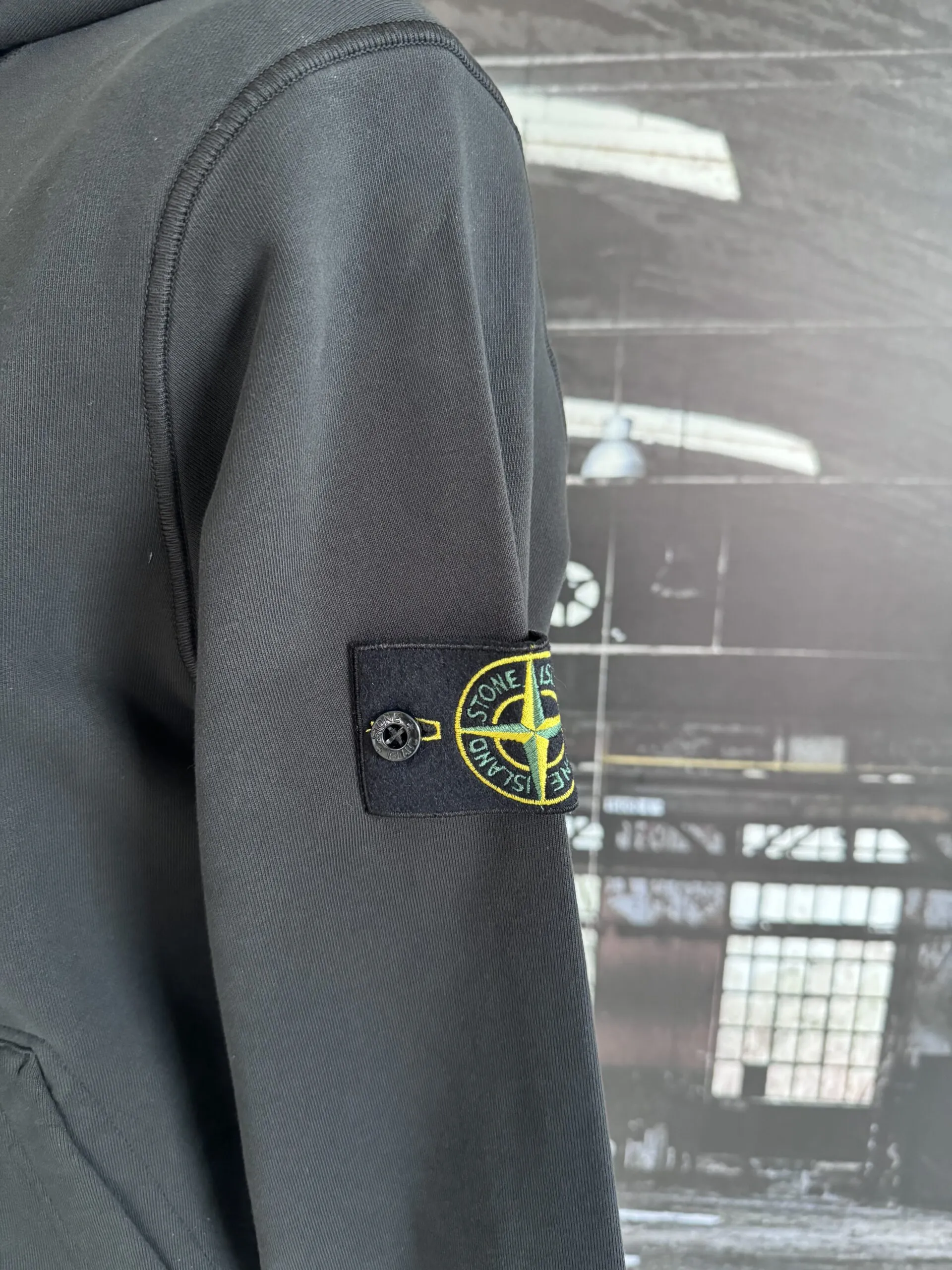 STONE ISLAND FULL ZIP HOODED SWEATSHIRT