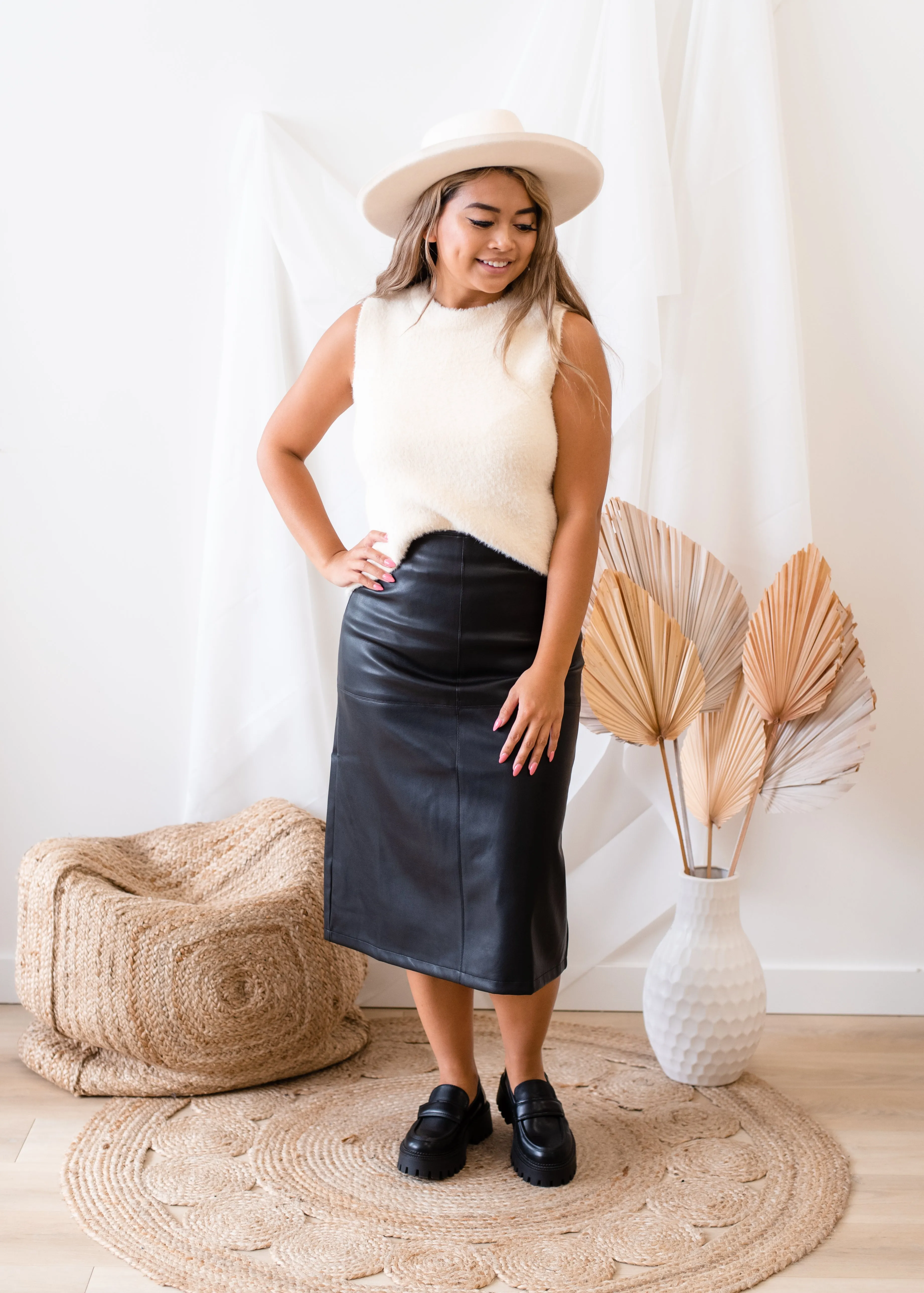 The Peyton Skirt: Discover the Perfect Skirt for Every Occasion, Shop Now!