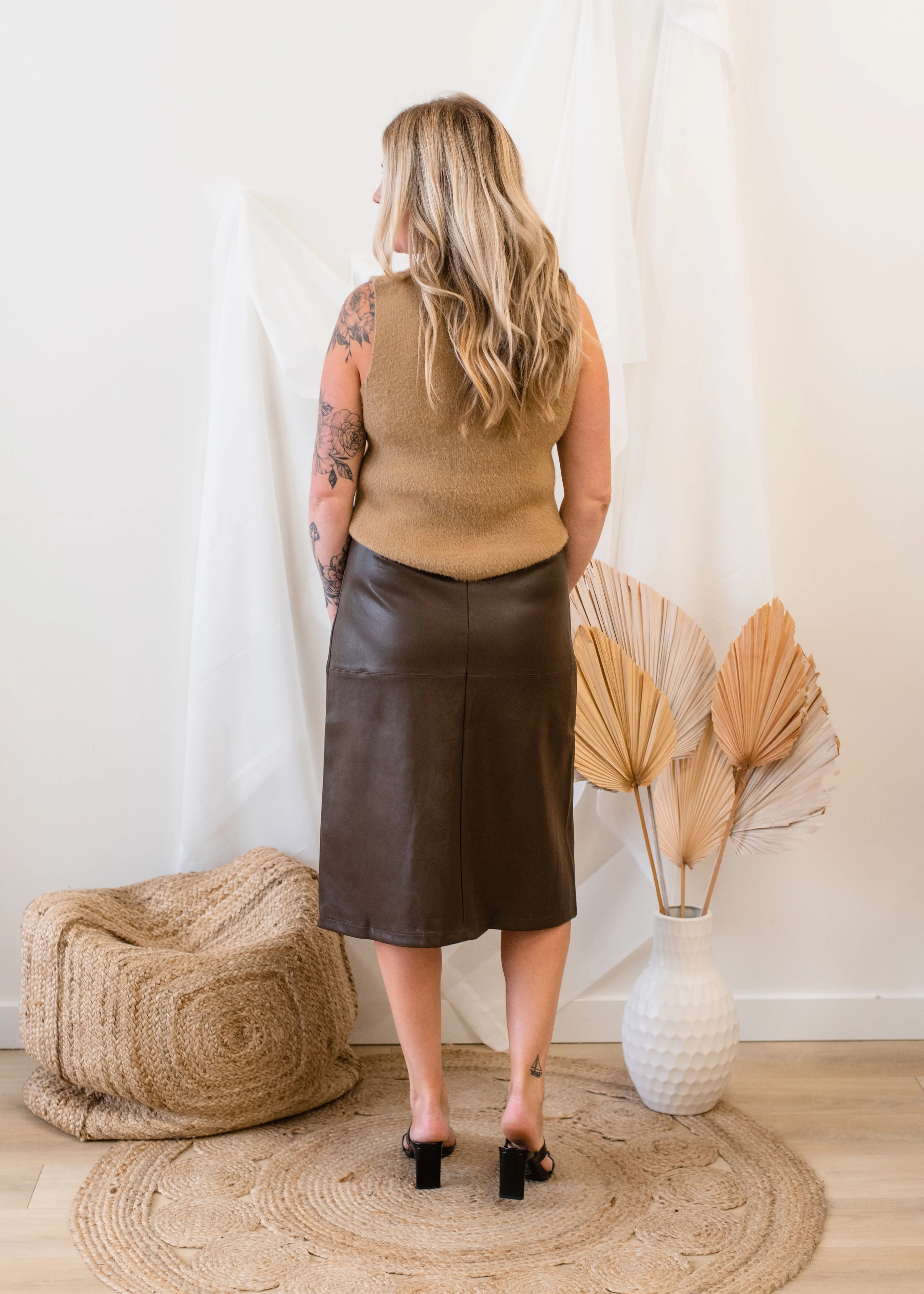 The Peyton Skirt: Discover the Perfect Skirt for Every Occasion, Shop Now!