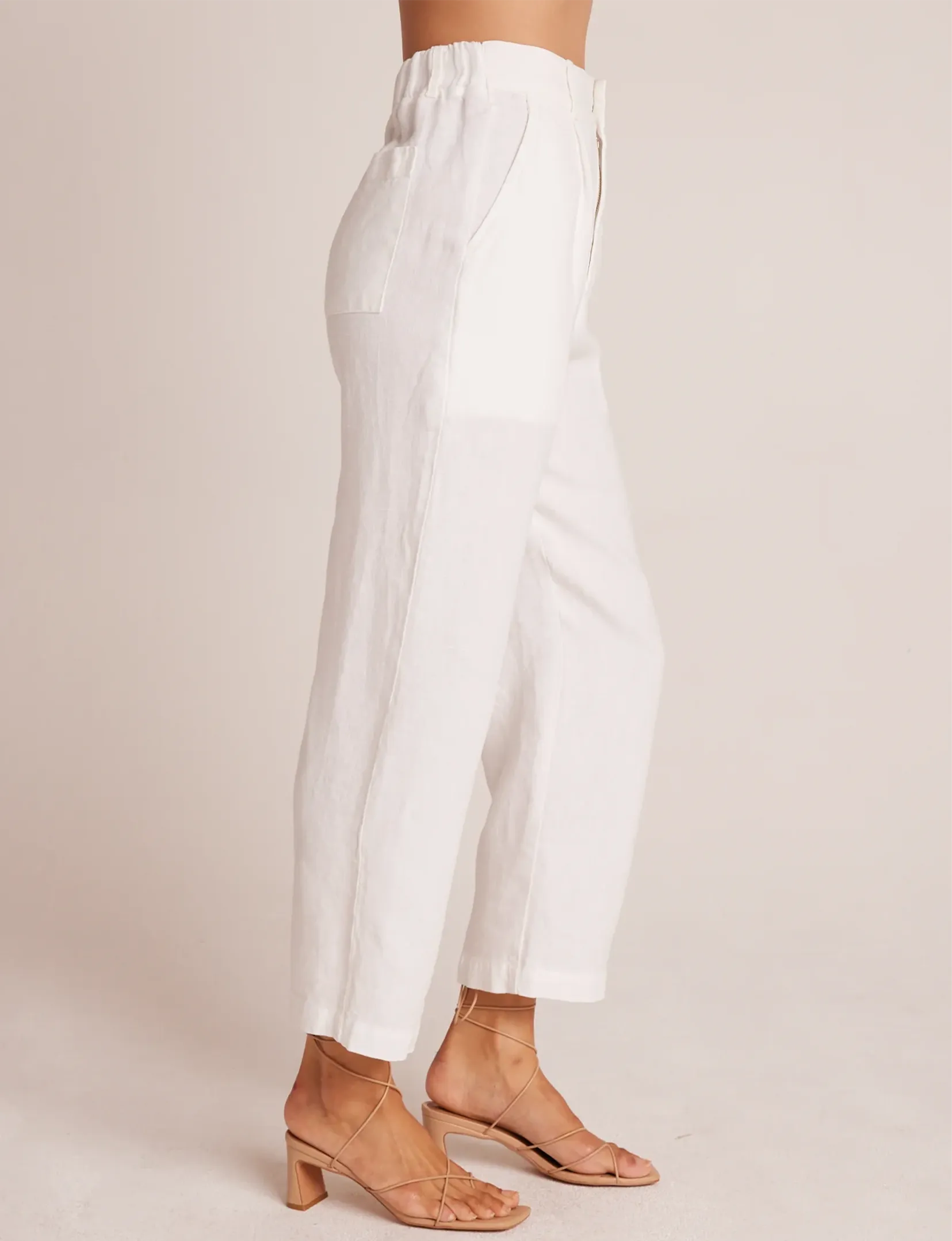 White Pleated Trousers for a Casual Look